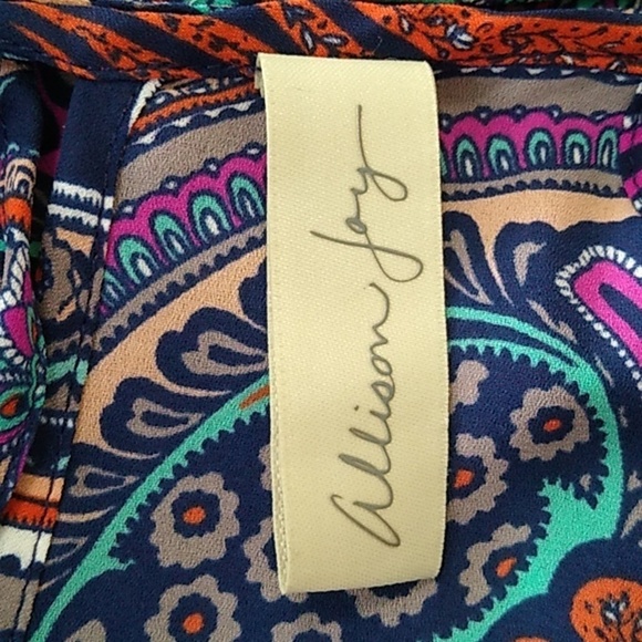 Evereve Allison Joy Maui Paisley Maxi Dress - Picture 10 of 16